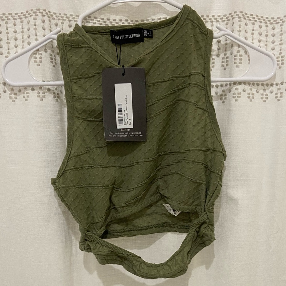 Pretty Little Thing Textured Cut Out Detail Crop Olive